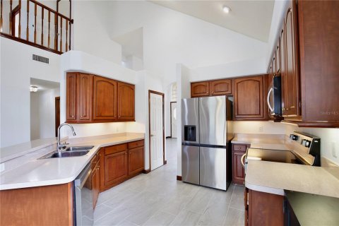 Villa ou maison à vendre à Orlando, Floride: 3 chambres, 227.7 m2 № 2437274 - photo 6