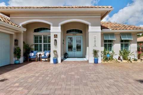 House in Vero Beach, Florida 3 bedrooms, 235.79 sq.m. № 2142078 - photo 4