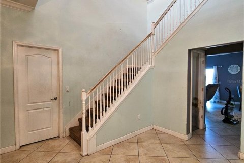 House in Davenport, Florida 5 bedrooms, 336.58 sq.m. № 1850045 - photo 17