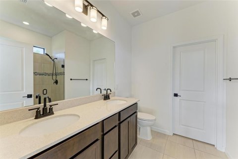 House in Bradenton, Florida 3 bedrooms, 154.5 sq.m. № 2215825 - photo 30