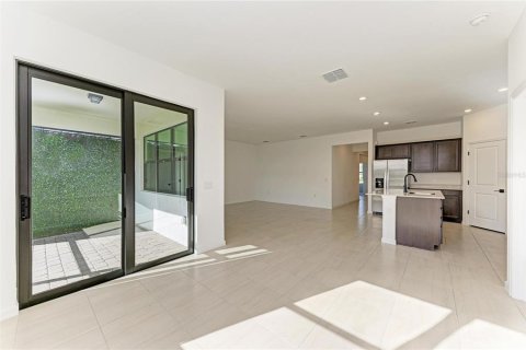 House in Bradenton, Florida 3 bedrooms, 154.5 sq.m. № 2215825 - photo 17
