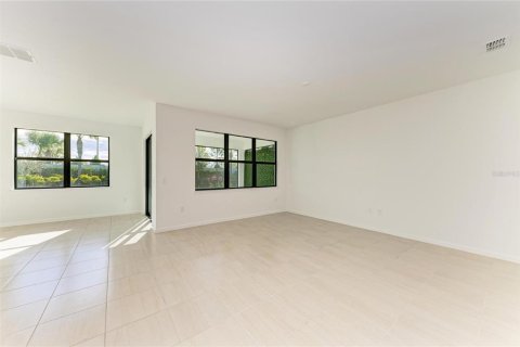 House in Bradenton, Florida 3 bedrooms, 154.5 sq.m. № 2215825 - photo 7