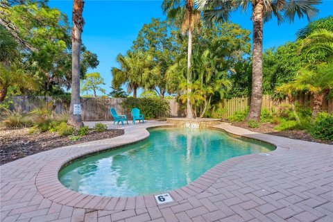 House in Sarasota, Florida 2 bedrooms, 115.85 sq.m. № 1918368 - photo 29