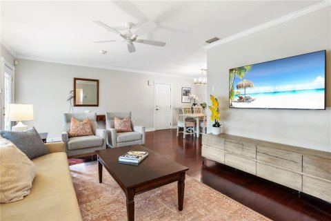 House in Sarasota, Florida 2 bedrooms, 115.85 sq.m. № 1918368 - photo 7