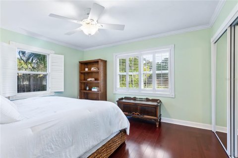 House in Sarasota, Florida 2 bedrooms, 115.85 sq.m. № 1918368 - photo 19