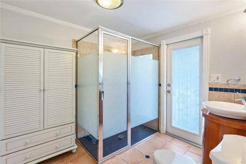 House in Sarasota, Florida 2 bedrooms, 115.85 sq.m. № 1918368 - photo 24