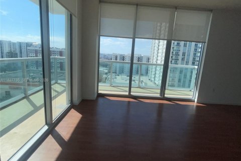 Condominio en venta en Miami, Florida, 2 dormitorios, 99.22 m2 № 1968385 - foto 11