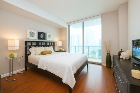 Condominio en venta en Miami, Florida, 2 dormitorios, 99.22 m2 № 1968385 - foto 7