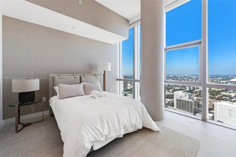Condominio en venta en Miami, Florida, 4 dormitorios, 307.69 m2 № 1754199 - foto 28