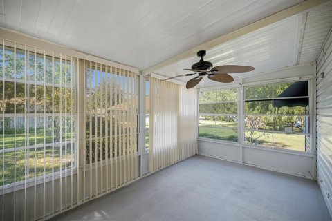 Villa ou maison à vendre à Lady Lake, Floride: 3 chambres, 129.32 m2 № 2400117 - photo 21