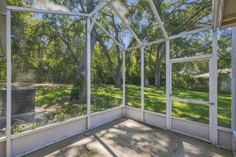 Villa ou maison à vendre à Lady Lake, Floride: 3 chambres, 129.32 m2 № 2400117 - photo 23