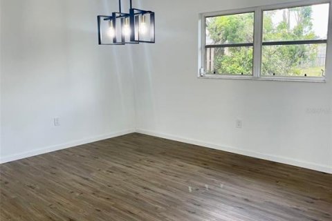 Villa ou maison à vendre à Port Charlotte, Floride: 3 chambres, 119.66 m2 № 2114451 - photo 13