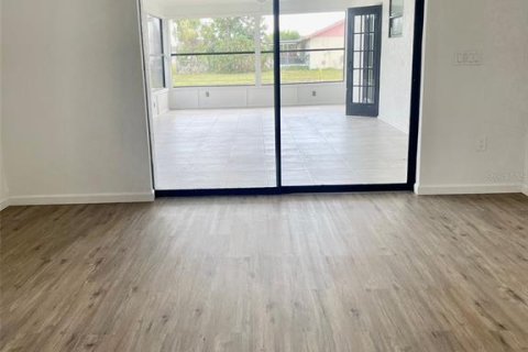 Villa ou maison à vendre à Port Charlotte, Floride: 3 chambres, 119.66 m2 № 2114451 - photo 14
