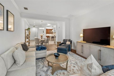 Condo in Winter Park, Florida, 3 bedrooms  № 2380415 - photo 10