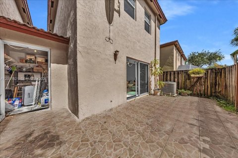 Touwnhouse à vendre à Weston, Floride: 3 chambres, 142.51 m2 № 2173190 - photo 18