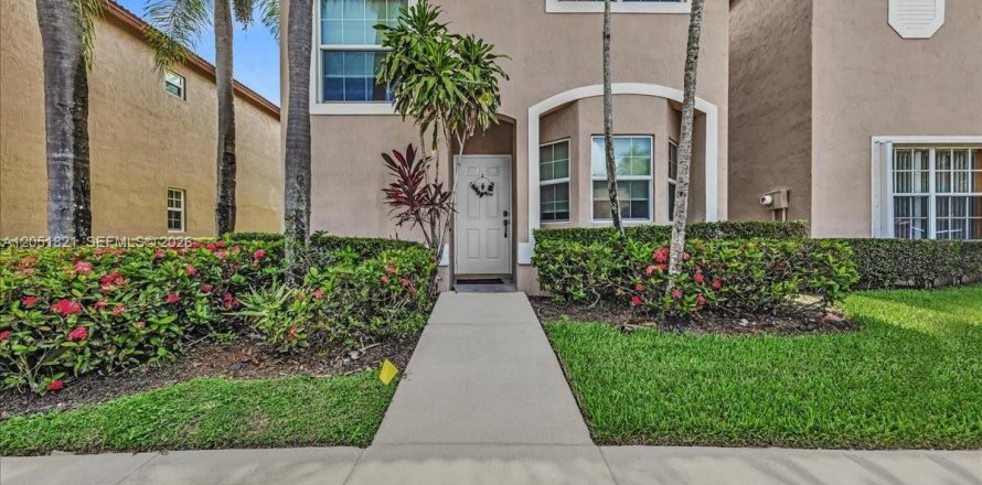 Touwnhouse à Weston, Floride 3 chambres, 142.51 m2 № 2173190