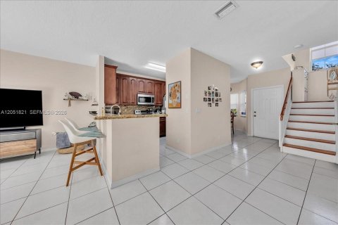 Touwnhouse à vendre à Weston, Floride: 3 chambres, 142.51 m2 № 2173190 - photo 7