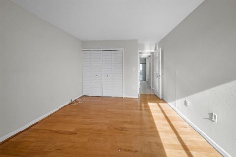 Condo in Clearwater, Florida, 2 bedrooms  № 1808887 - photo 21