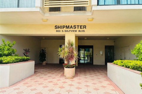 Condo in Clearwater, Florida, 2 bedrooms  № 1808887 - photo 2