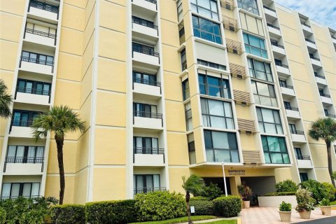 Condo in Clearwater, Florida, 2 bedrooms  № 1808887 - photo 13