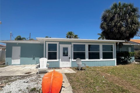 Villa ou maison à louer à South Pasadena, Floride: 3 chambres, 167.22 m2 № 2111681 - photo 7