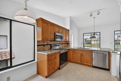 Condo in Boynton Beach, Florida, 3 bedrooms № 2187680 - photo 6