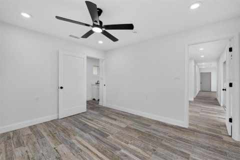 Villa ou maison à vendre à Punta Gorda, Floride: 4 chambres, 192.49 m2 № 2355927 - photo 23