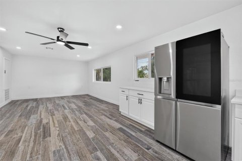 Villa ou maison à vendre à Punta Gorda, Floride: 4 chambres, 192.49 m2 № 2355927 - photo 8