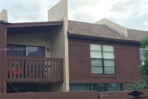 Condo in Miami, Florida, 3 bedrooms  № 2003408 - photo 18