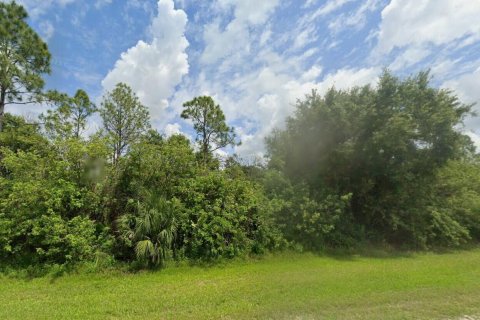 Commercial property in Clewiston, Florida № 2146157 - photo 2