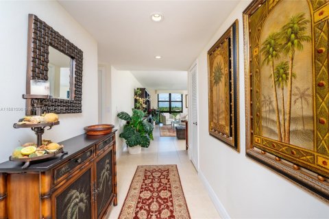 Condominio en venta en Key Biscayne, Florida, 2 dormitorios, 165.55 m2 № 1981903 - foto 5