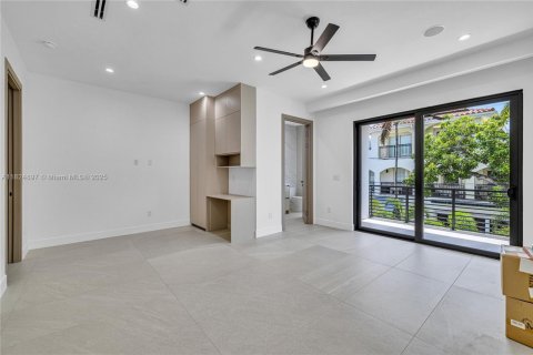 Townhouse in Fort Lauderdale, Florida 3 bedrooms, 233.09 sq.m. № 1794402 - photo 16