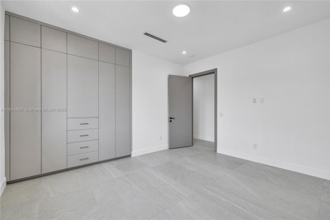 Townhouse in Fort Lauderdale, Florida 3 bedrooms, 233.09 sq.m. № 1794402 - photo 26