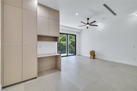 Townhouse in Fort Lauderdale, Florida 3 bedrooms, 233.09 sq.m. № 1794402 - photo 21