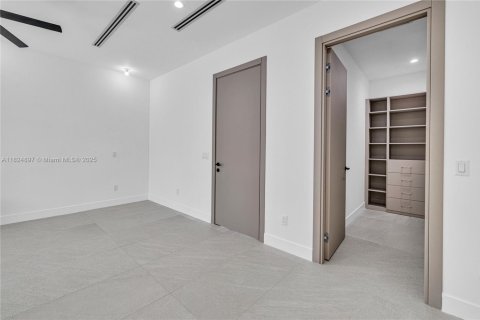 Townhouse in Fort Lauderdale, Florida 3 bedrooms, 233.09 sq.m. № 1794402 - photo 23
