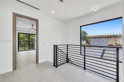 Townhouse in Fort Lauderdale, Florida 3 bedrooms, 233.09 sq.m. № 1794402 - photo 15