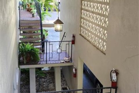Condominio en venta en Largo, Florida, 2 dormitorios, 142.51 m2 № 2354506 - foto 6