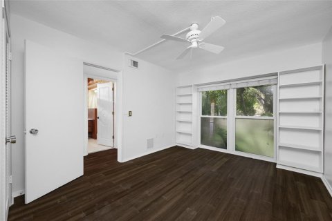 Condominio en venta en Largo, Florida, 2 dormitorios, 142.51 m2 № 2354506 - foto 28