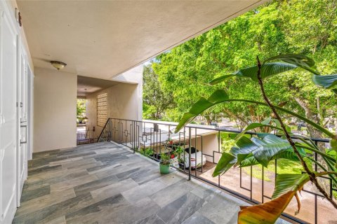 Condominio en venta en Largo, Florida, 2 dormitorios, 142.51 m2 № 2354506 - foto 3