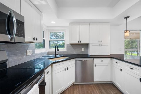 Condominio en venta en Largo, Florida, 2 dormitorios, 142.51 m2 № 2354506 - foto 24