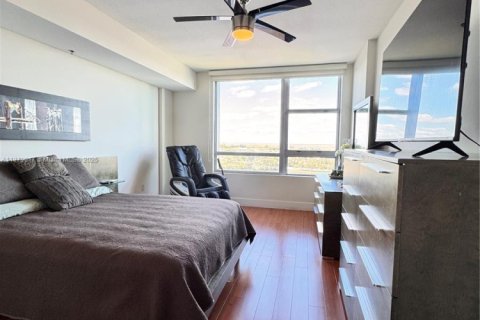 Condo in Sunrise, Florida, 2 bedrooms  № 1927711 - photo 20