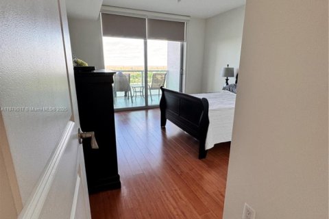Condo in Sunrise, Florida, 2 bedrooms  № 1927711 - photo 9