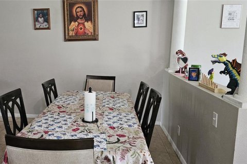 Casa en venta en Groveland, Florida, 3 dormitorios, 167.97 m2 № 1795610 - foto 3