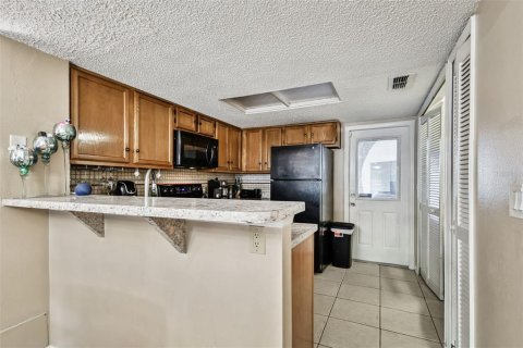 Touwnhouse à vendre à Tampa, Floride: 2 chambres, 119.66 m2 № 1903645 - photo 16