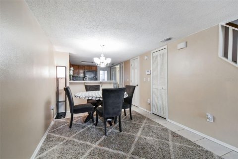 Touwnhouse à vendre à Tampa, Floride: 2 chambres, 119.66 m2 № 1903645 - photo 10