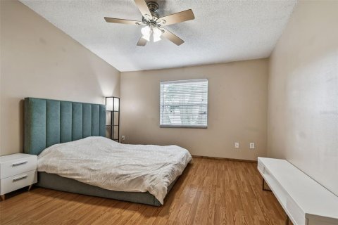 Touwnhouse à vendre à Tampa, Floride: 2 chambres, 119.66 m2 № 1903645 - photo 27