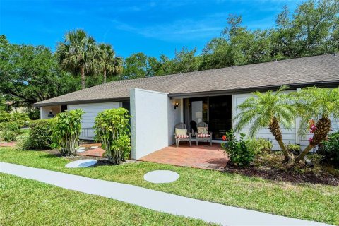 Condo in Sarasota, Florida, 1 bedroom № 2204502 - photo 2
