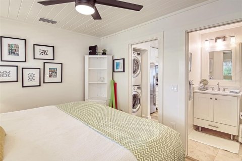 Condo in Sarasota, Florida, 1 bedroom № 2204502 - photo 17