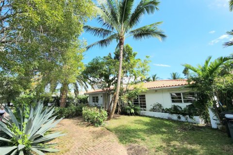 Casa en venta en Miami Beach, Florida, 3 dormitorios, 258.45 m2 № 1957003 - foto 4
