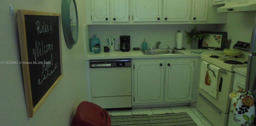 Condo in Boca Raton, Florida, 2 bedrooms  № 1962018